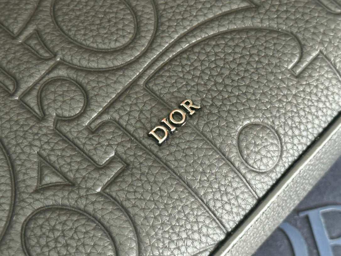 Dior A5 Triangle Pouch "Black Dior Gravity Leather"