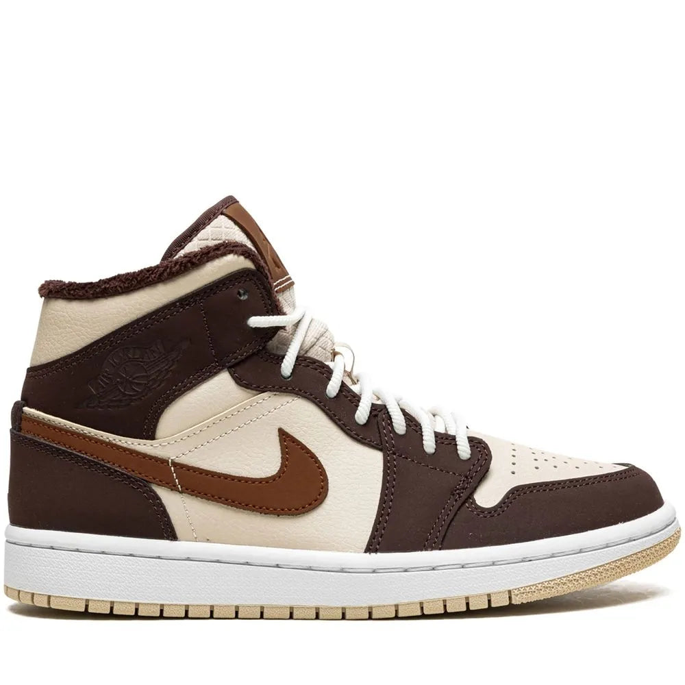 Air Jordan 1 Mid SE "Brown Basalt Fleece"