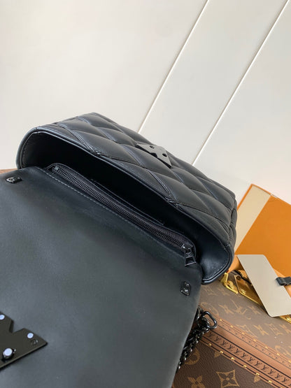 Louis Vuitton GO-14 MM