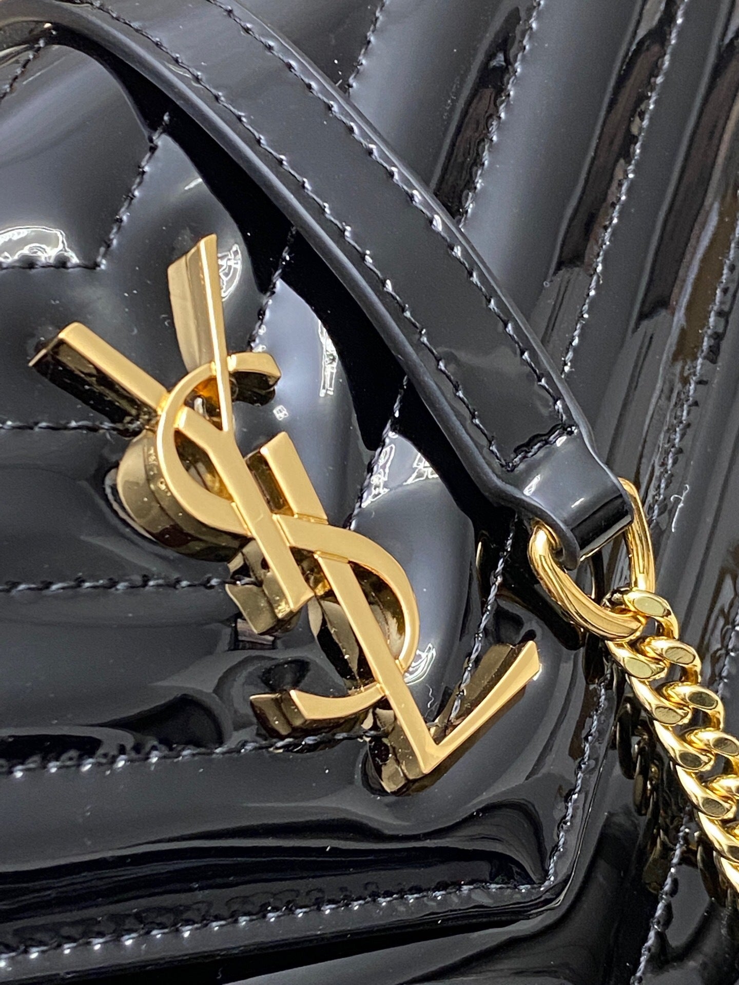 Saint Laurent Cassandre Envelope Chain Wallet in Patent Leather