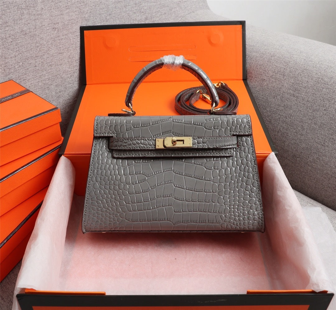 Hermès Aligator Leather Mini Kelly 20