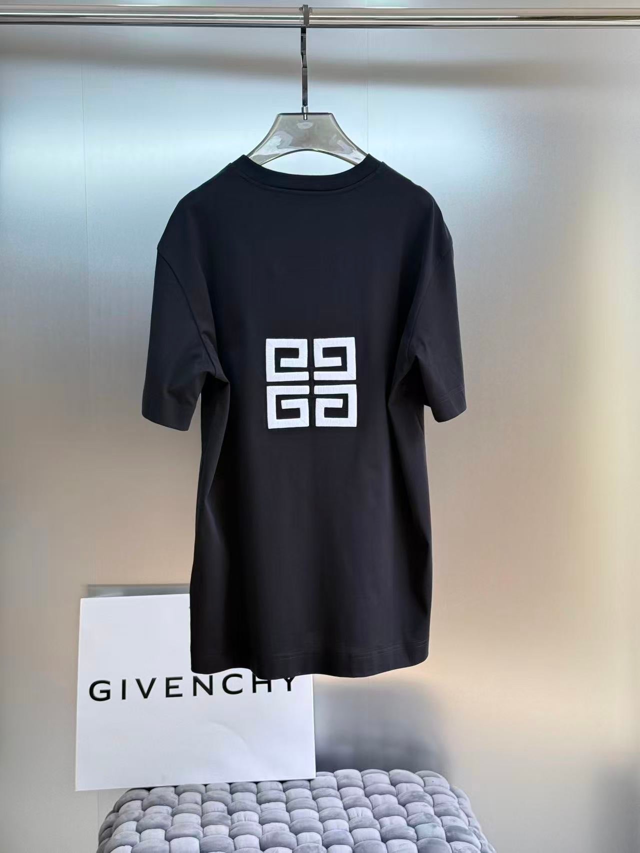 Givenchy Embroidered Logo T-Shirt "Black"