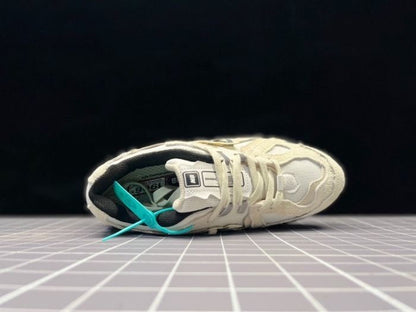 New Balance 1906R “Beige-Black”