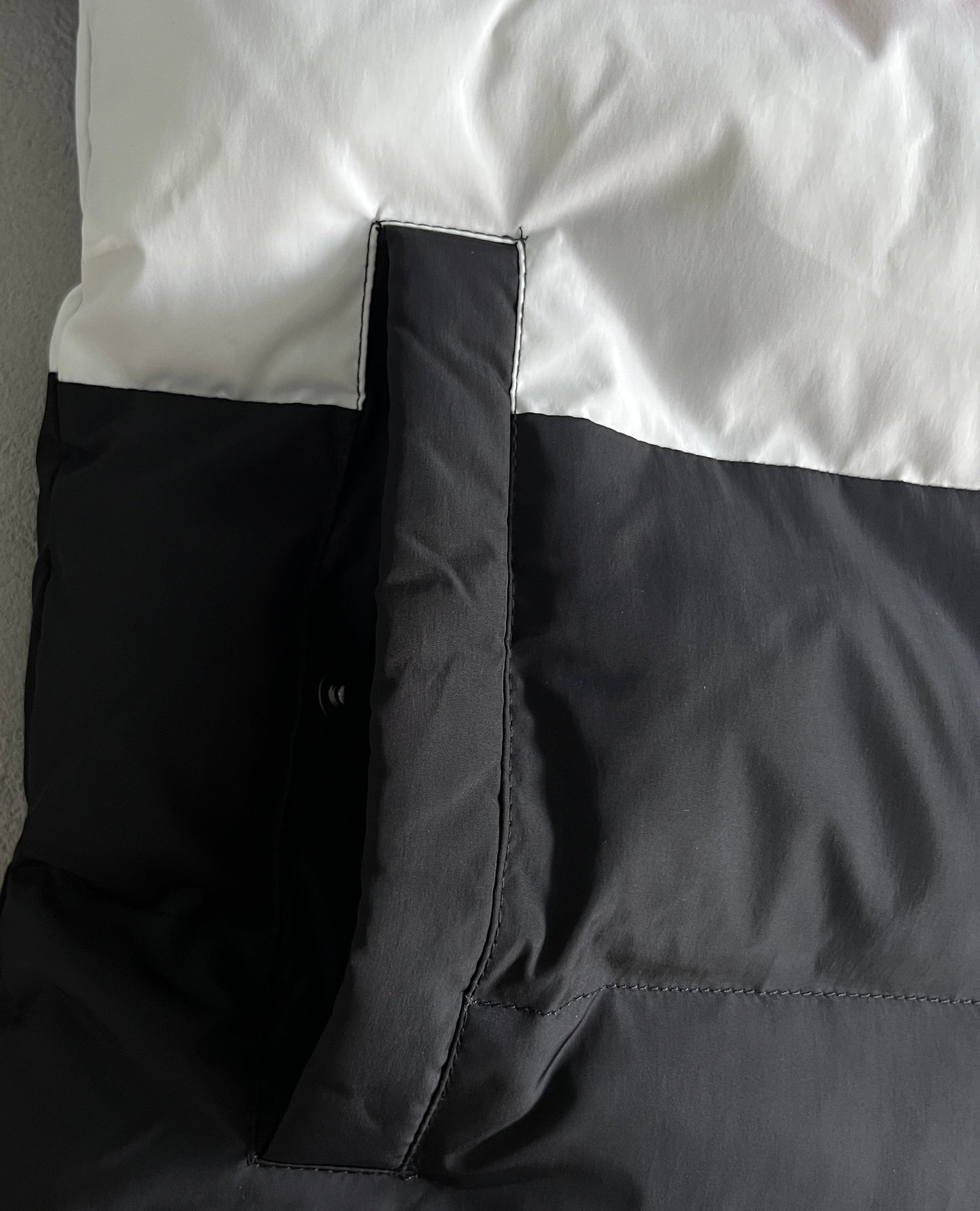 Trapstar Hyperdrive Down Jacket "Black-Red-White"