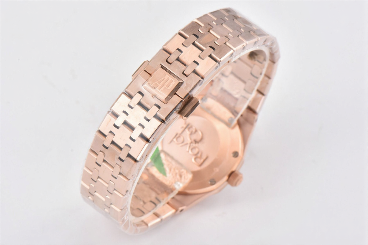 Audemars Piguet Royal Oak 33mm Rose Gold Blue Dial