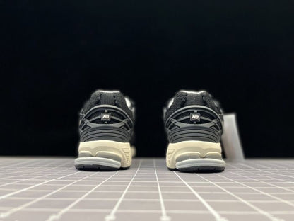 New Balance 1906R “Black-Grey”