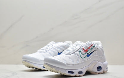 Nike Air VaporMax Plus “White Triple Logo”