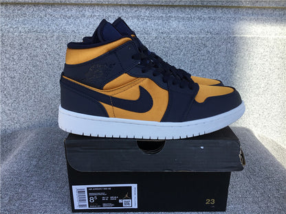 Air Jordan 1 Mid SE "Stain Gold"