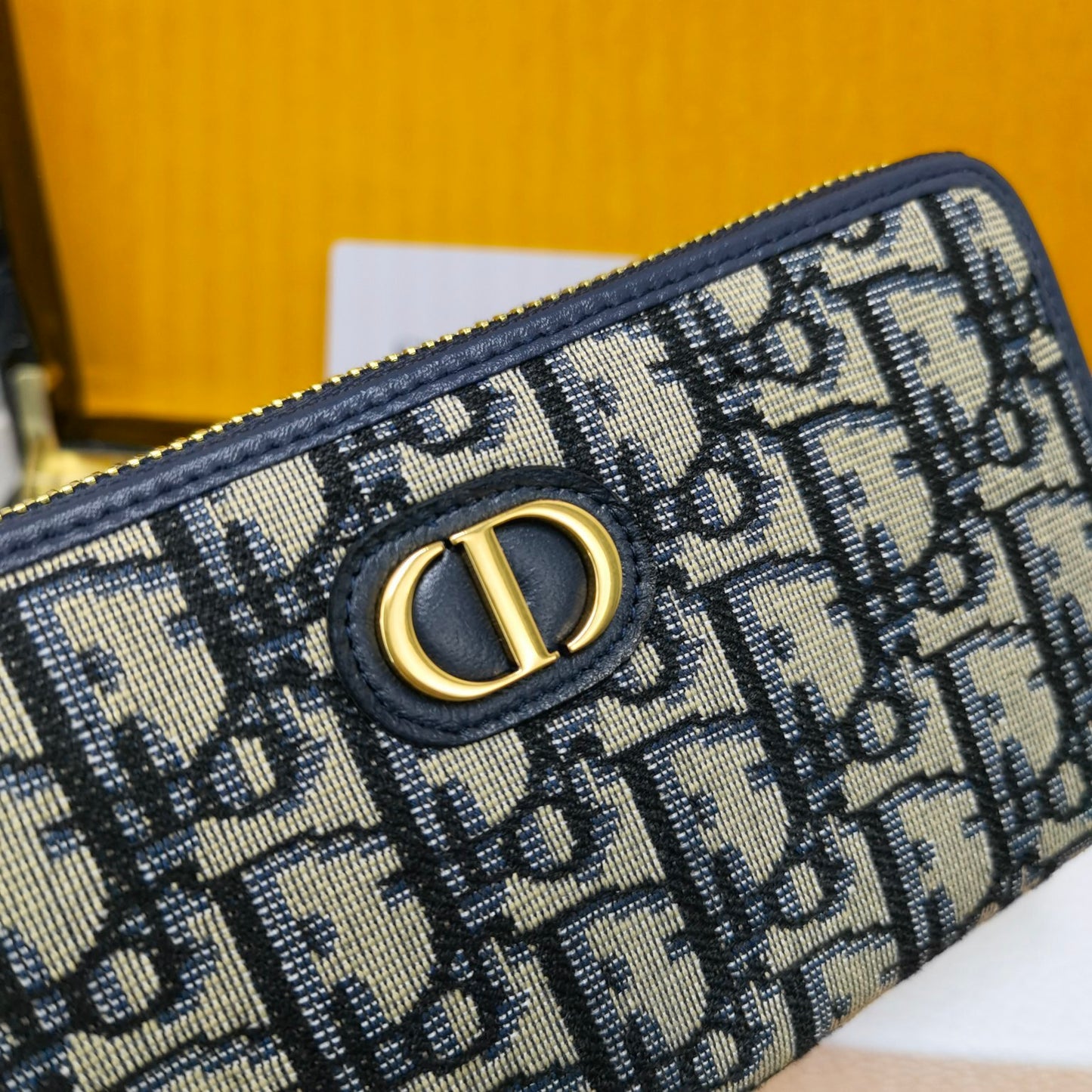 Dior 30 Montaigne Voyageur Long Wallet Blue Dior Oblique Jacquard