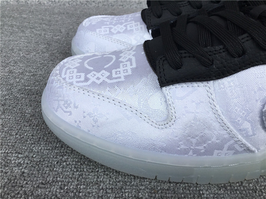 Clot x Fragment Design x Nike Dunk "White-Black"