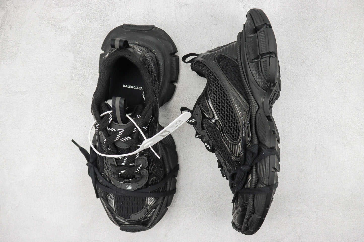 Balenciaga 3XL "Black"