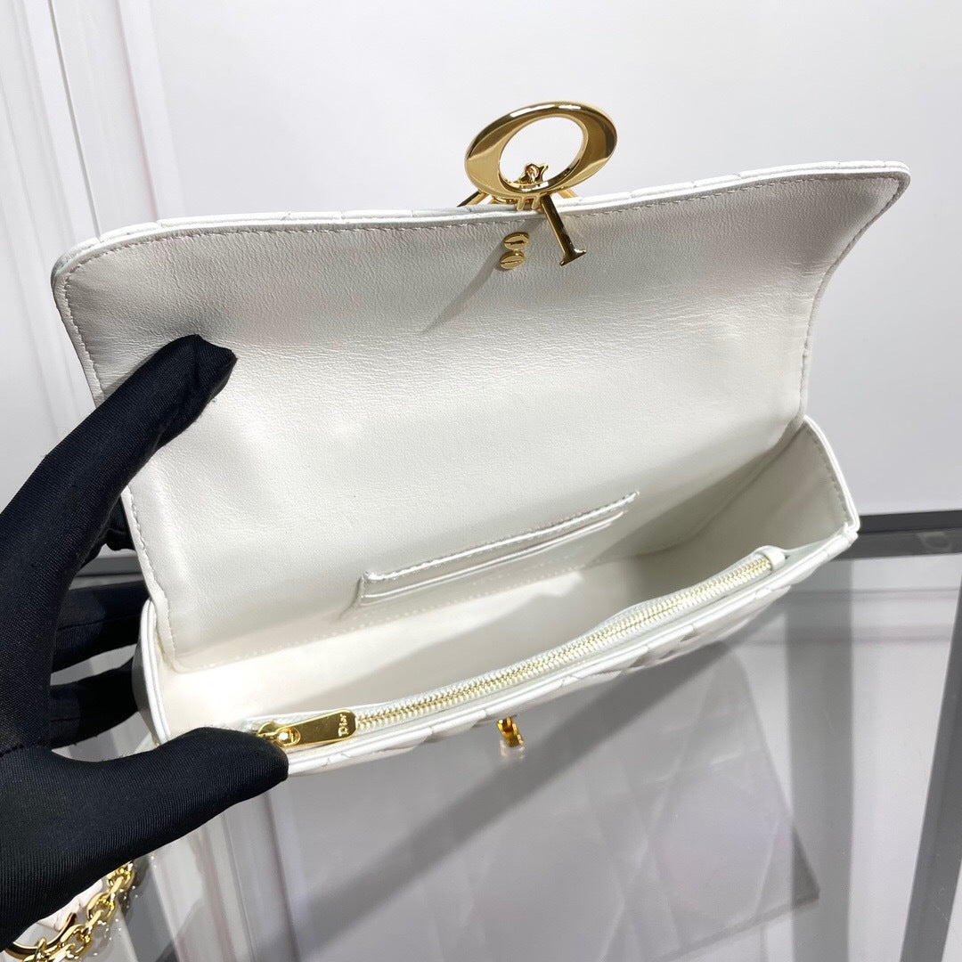 Dior Miss Daisy Mini Bag