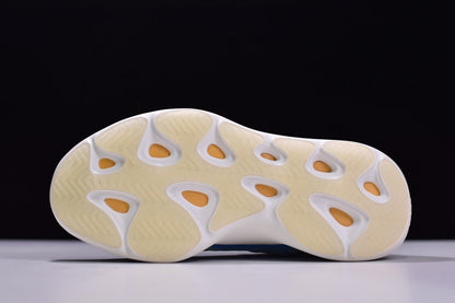 Yeezy 700 V3 "Arzareth"