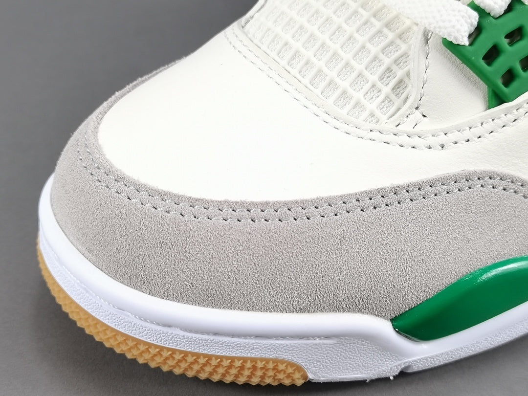 Air Jordan 4 SB "Pine Green"