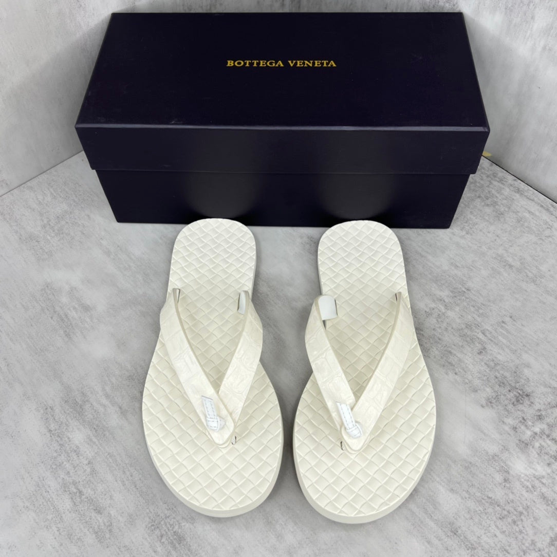 Bottega Veneta Flip-Flops "White"