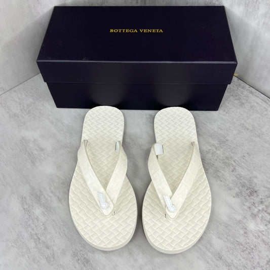 Bottega Veneta Flip-Flops "White"