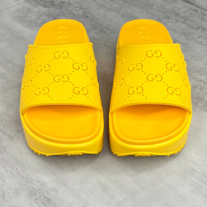 Gucci Slides "Yellow"