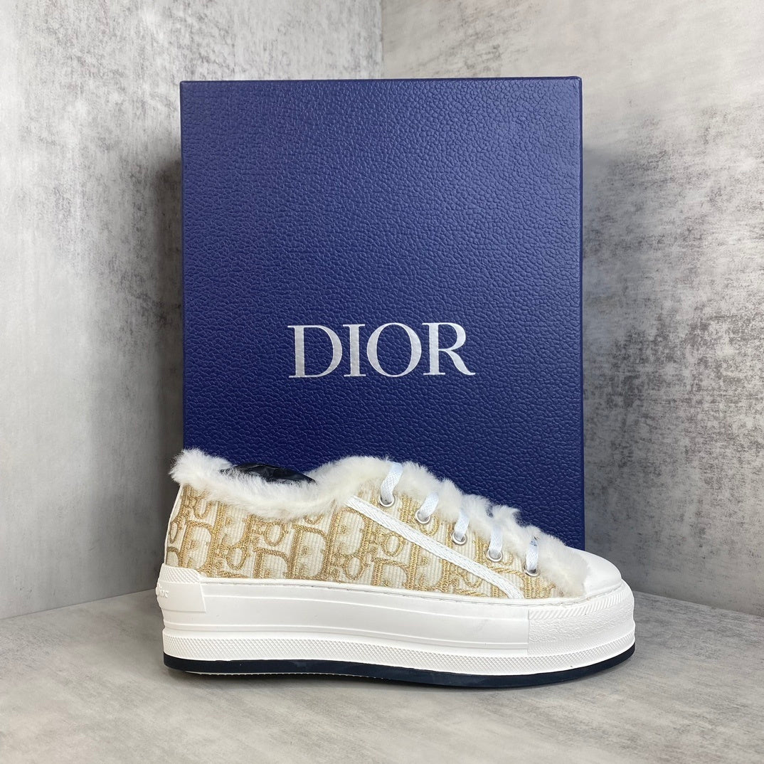 Dior Walk'N'Dior "Beige-Gold"