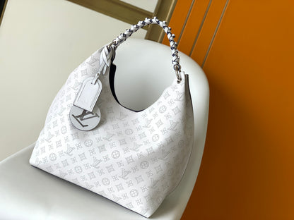 Louis Vuitton Carmel