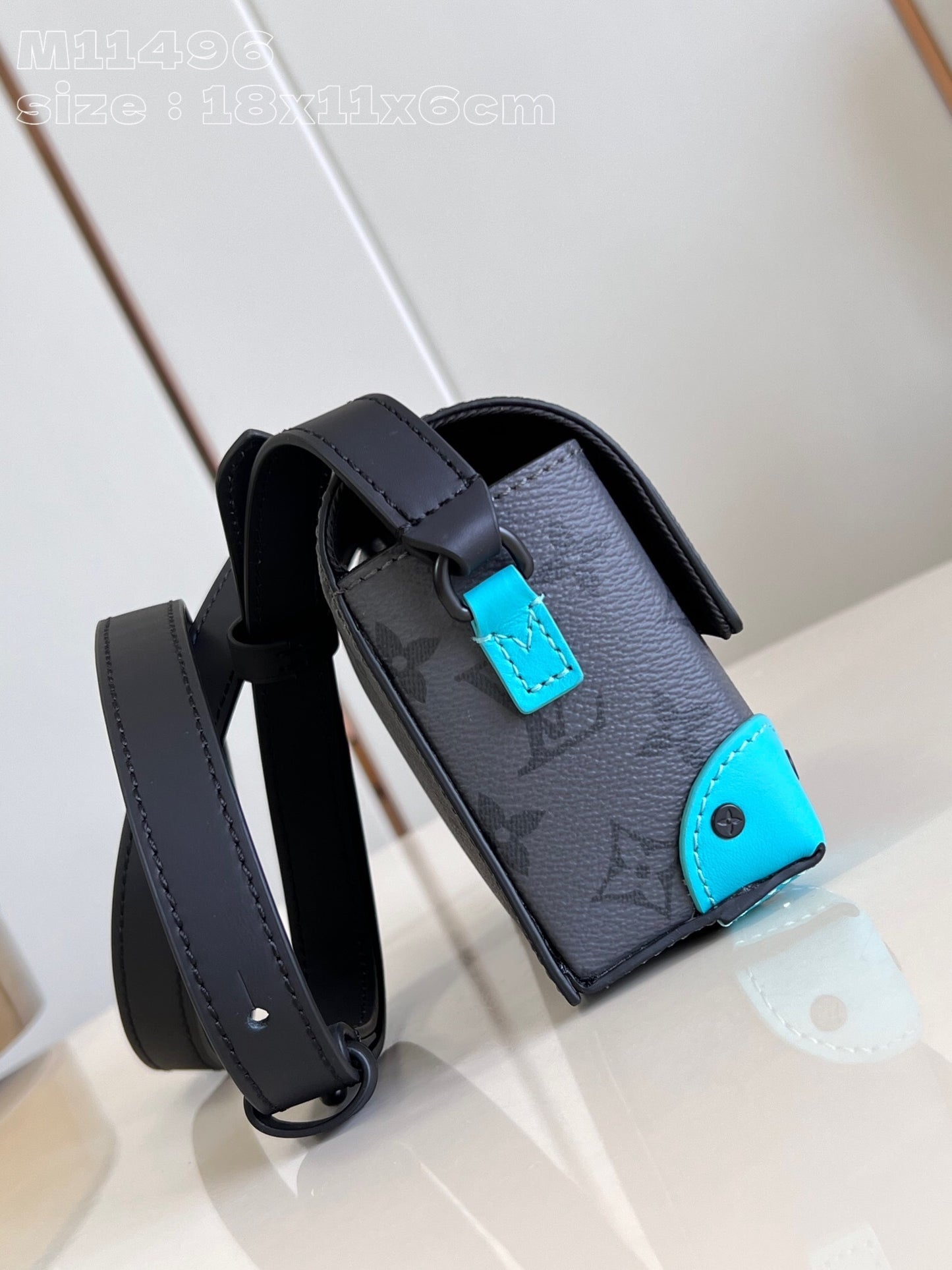 Louis Vuitton Steamer Wearable Wallet