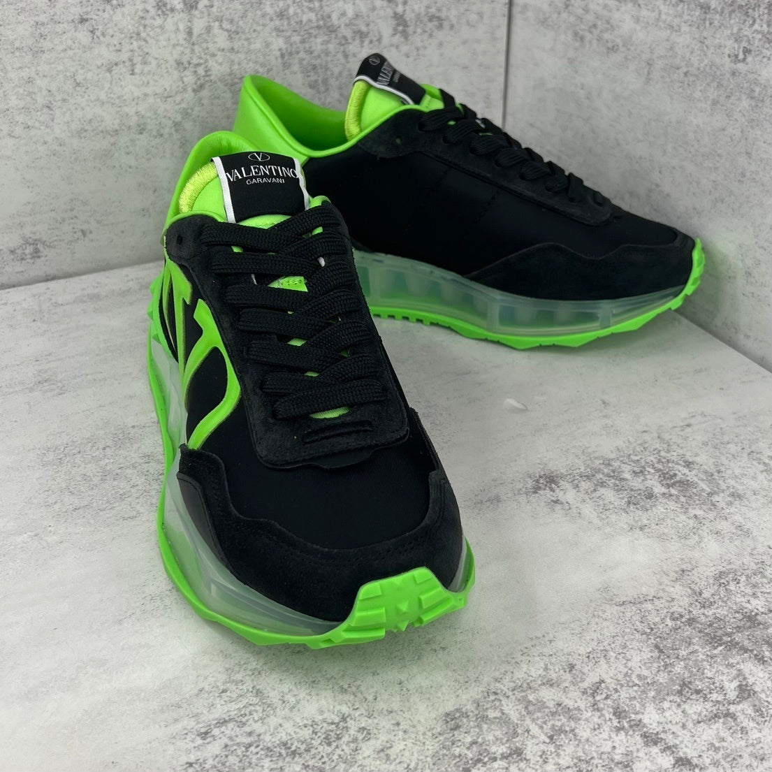 Valentino Garavani Netrunner "Black-Green"