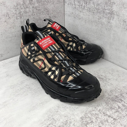 Burberry Arthur "Black-Vintage"