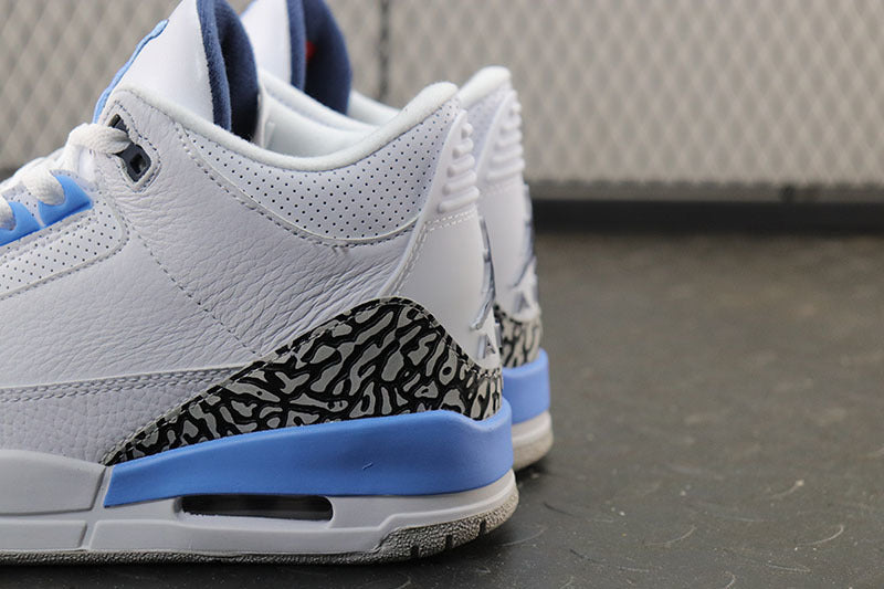 Air Jordan 3 Retro "UNC"