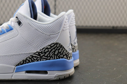 Air Jordan 3 Retro "UNC"