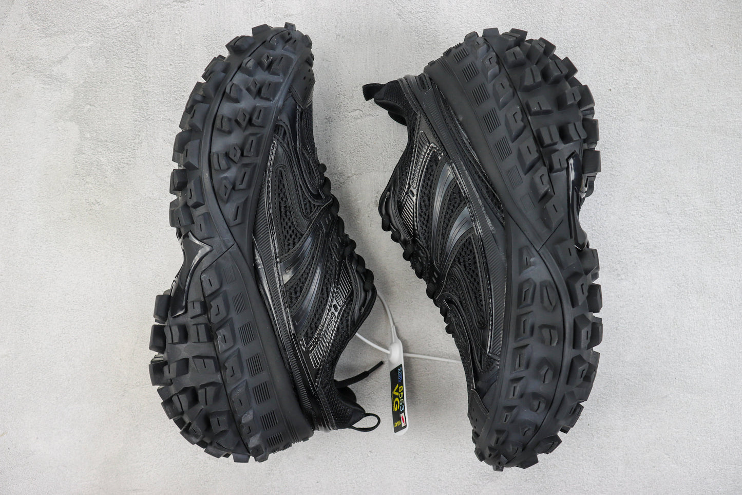 Balenciaga Bouncer "Black"