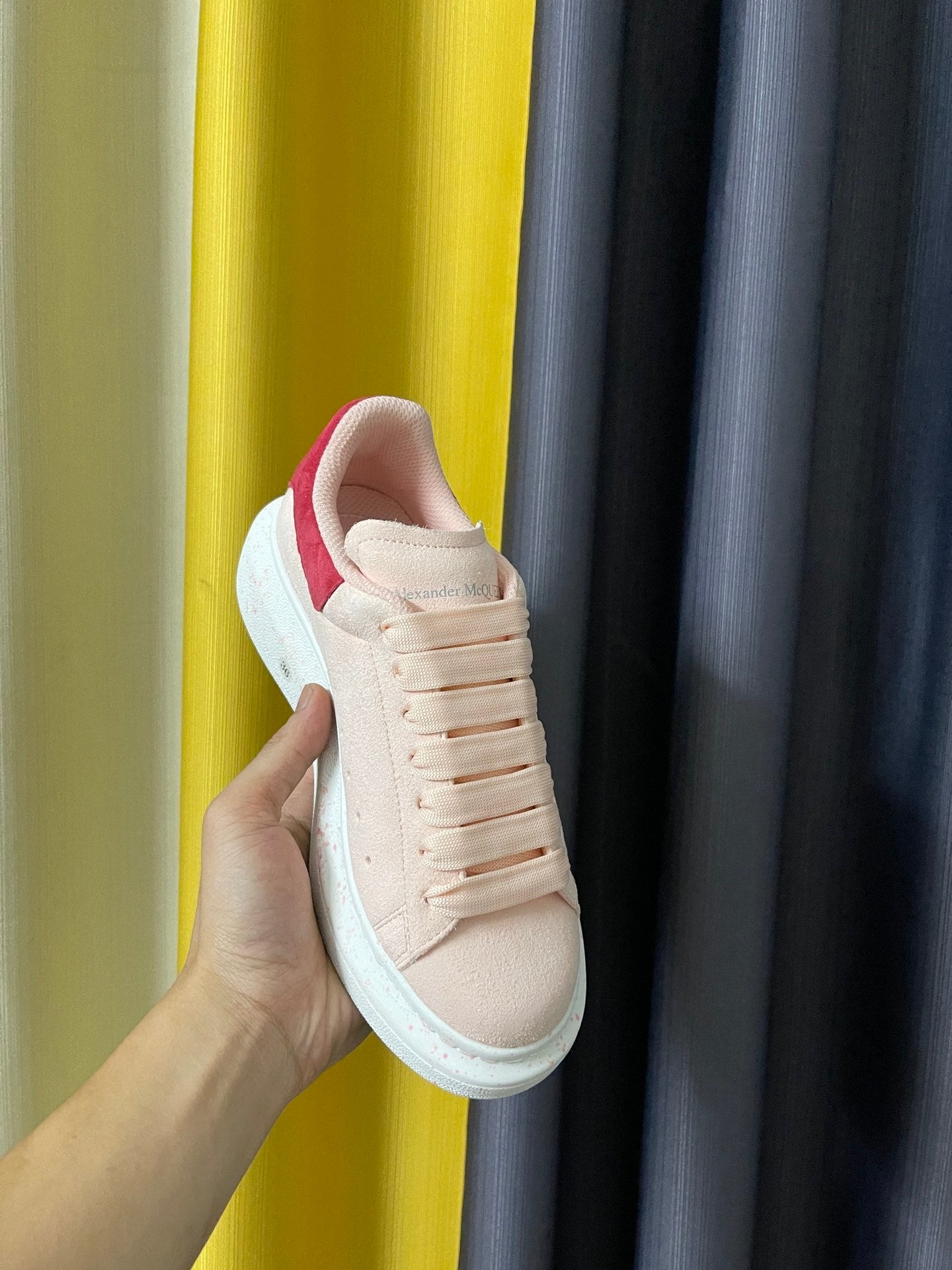 Alexander McQueen Oversized "Tea Rose"