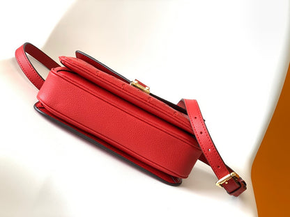 Louis Vuitton Pochette Métis