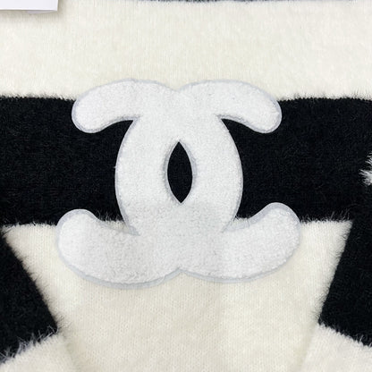 Chanel Sweater "Black-White"