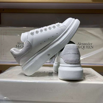 Alexander McQueen Oversized "White-Grey Crocodile"