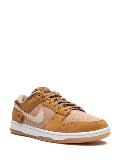 Nike Dunk Low SE "Teddy Bear Praline"