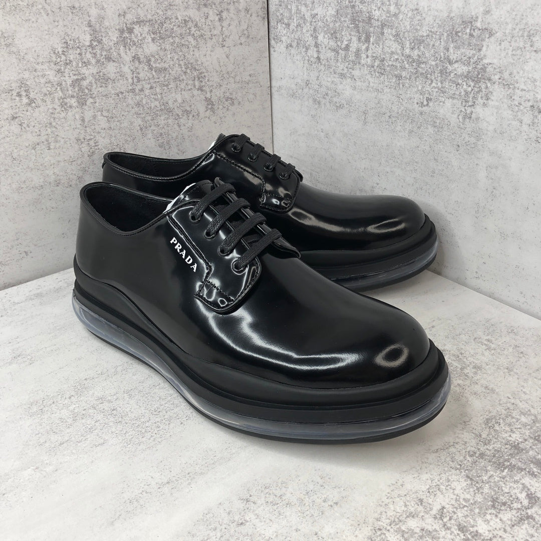 Prada Chaussures Derby