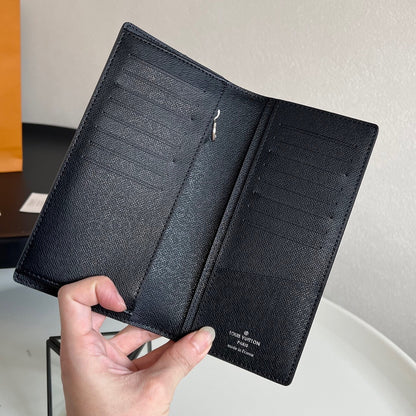 Louis Vuitton Brazza Wallet "Taiga Leather"