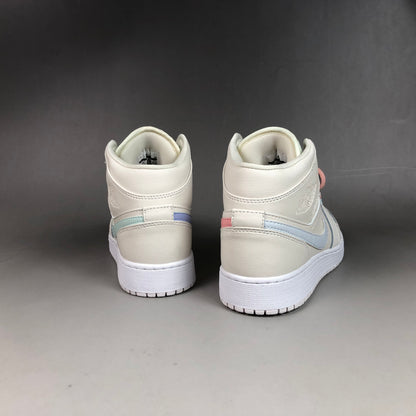 Air Jordan 1 Mid GG "Phantom"