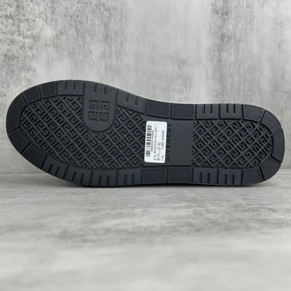Givenchy Low-Top G4 "Black-White"