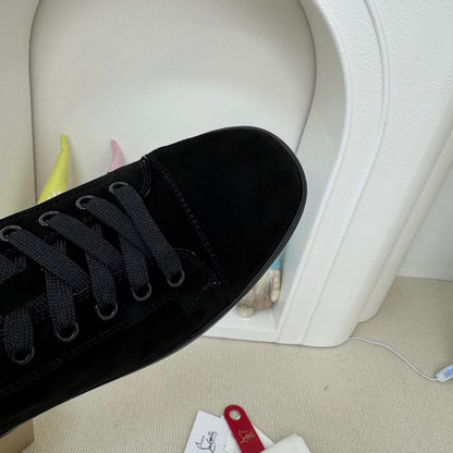 Chrisitan Louboutin Louis Junior Veau Velours "Black"