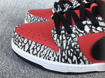 Supreme x Nike SB Dunk Low Premium "Red Cement"