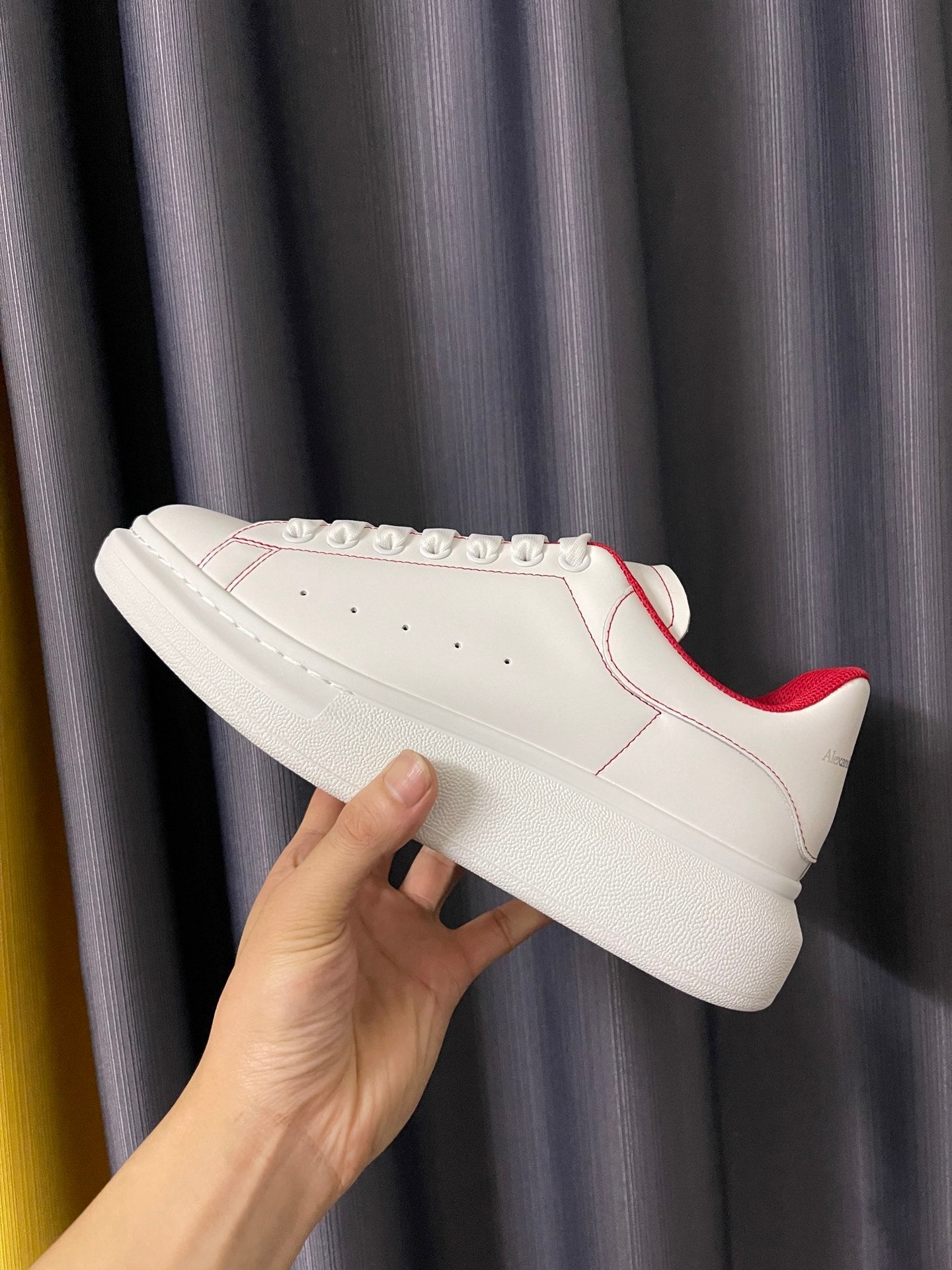 Alexander McQueen Oversized "White-Red"