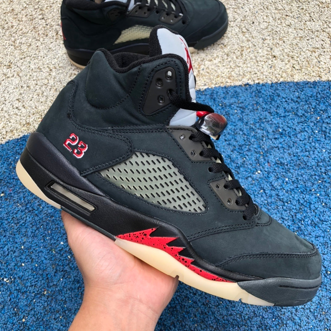 Air Jordan 5 Retro Gore-Tex "Off-Noir"