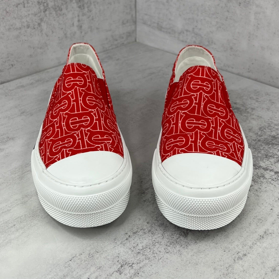 Burberry Slip-On "Red-White Monogram"