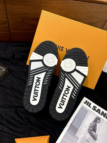 Louis Vuitton LV Trainers "Noir Denim"