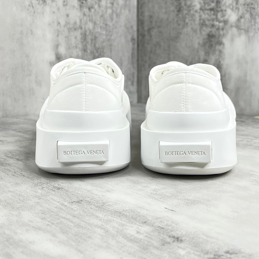 Bottega Veneta Jumbo "White"