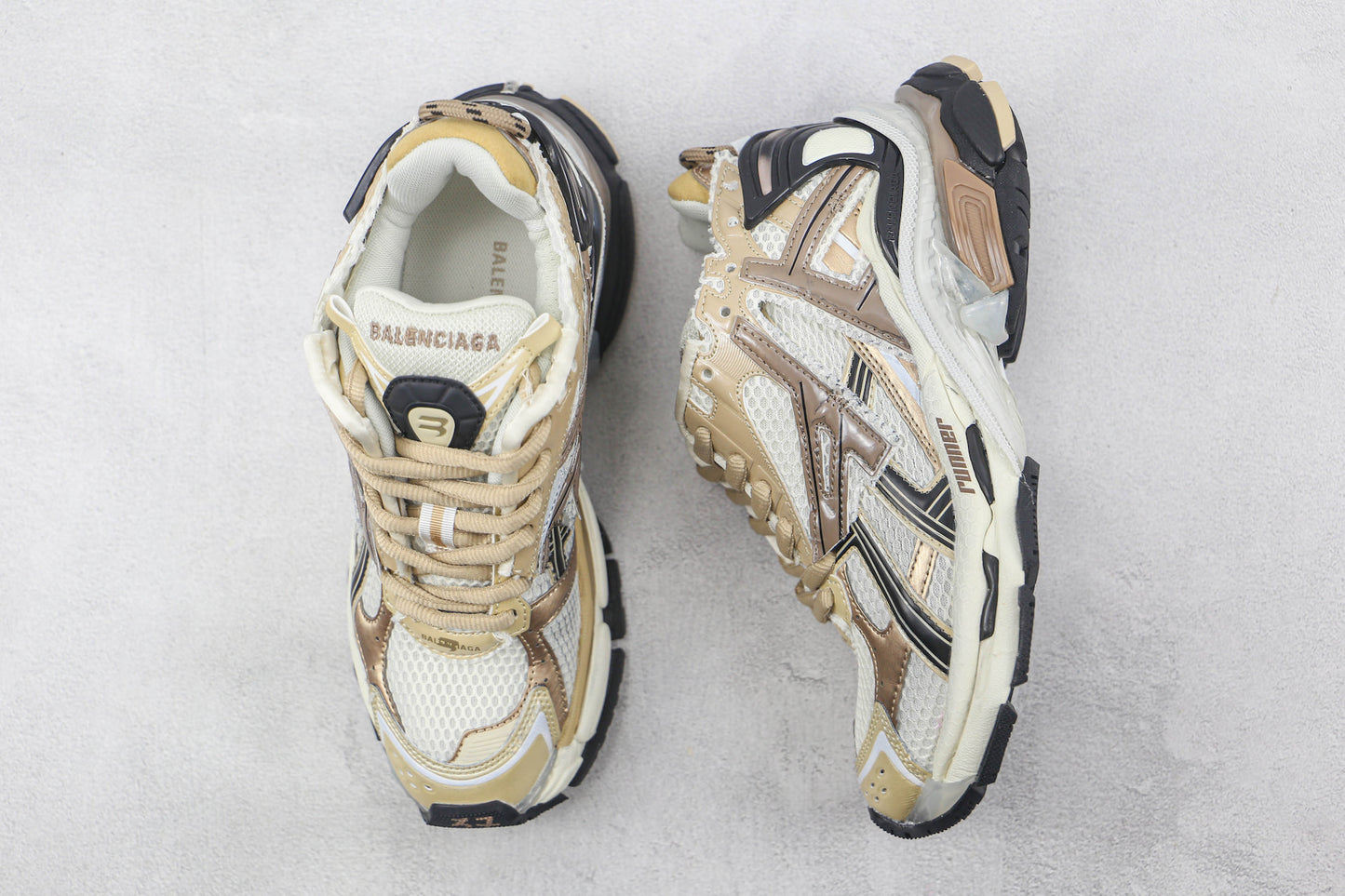 Balenciaga Runner "Beige"