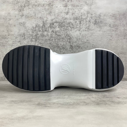 Louis Vuitton Arklight "White-Black Embroided"