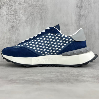 Valentino Garavani Netrunner "Blue-White"