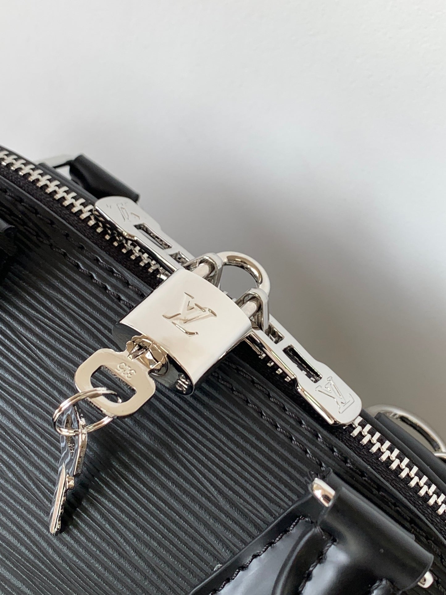 Louis Vuitton Alma BB