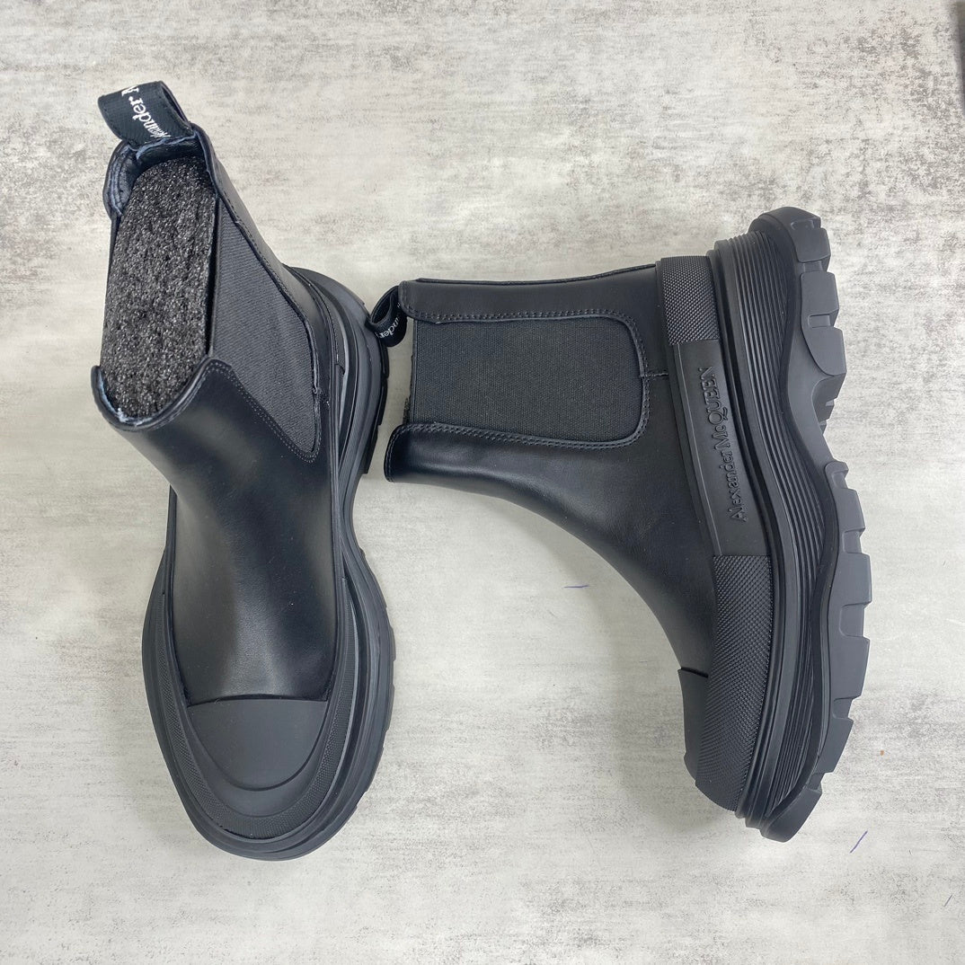 Alexander McQueen Tread Slick Chelsea Boots "Black"